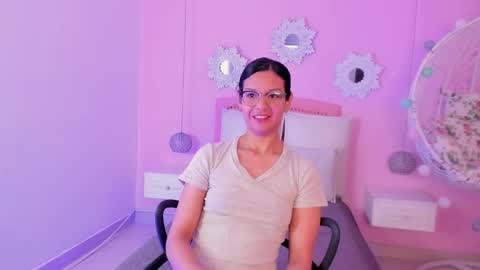 Suzanna online show from 02-09-26, 08:24