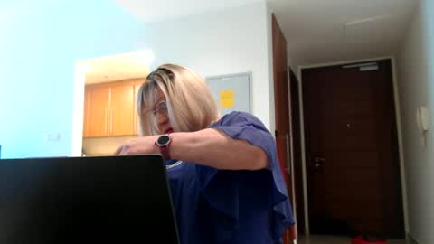 My name is Sissy or more fully Suzanna Aprilia Maria Mariquita Catarina Chinita Banci. Soy una puta - que chimba ladybug online show from 06-26-26, 06:07