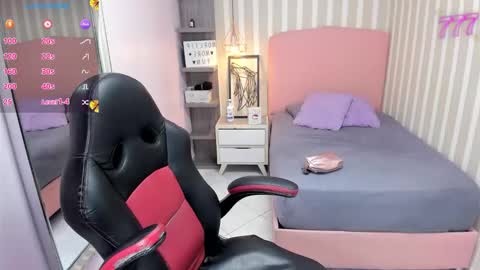 Snapshot of suzetmonaco chatting on 02-26-26, 07:35 S U Z E T online show from 02-26-26, 07:35