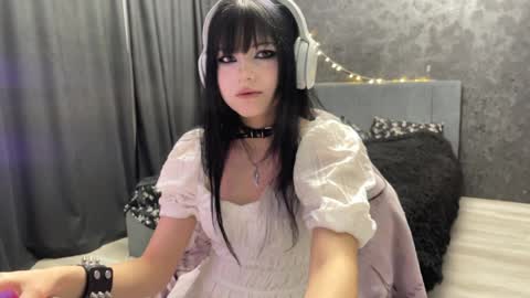 EmilySuonn online show from 03-30-26, 08:32