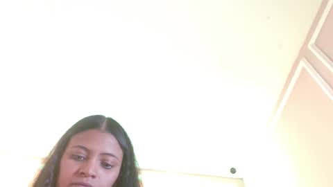 Snapshot of suzyfox chatting on 03-05-26, 10:28 Suzy online show from 03-05-26, 10:28