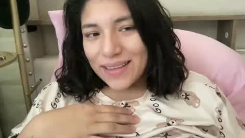 Suzy online show from 11-01-25, 05:26