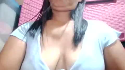 Snapshot of suzzie_hot chatting on 11-13-25, 11:20 suzzie_hot online show from 11-13-25, 11:20