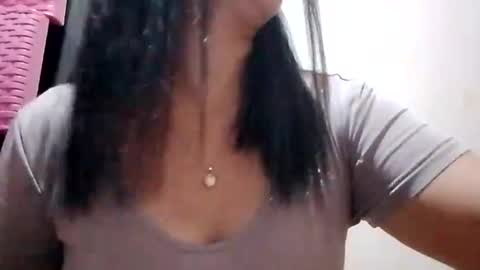 suzzie_hot online show from 11-17-25, 09:48