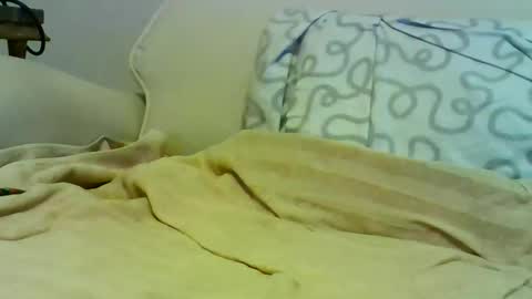 Snapshot of sven_eber chatting on 03-11-26, 06:25 Peter online show from 03-11-26, 06:25