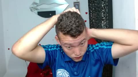 Snapshot of sven_fox723 chatting on 04-19-26, 12:15 Sven online show from 04-19-26, 12:15