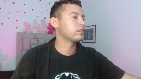 Snapshot of sven_fox723 chatting on 04-27-26, 11:52 Sven online show from 04-27-26, 11:52