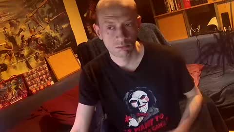 Snapshot of svenerd______ chatting on 03-25-26, 12:49 svenerd______ online show from 03-25-26, 12:49