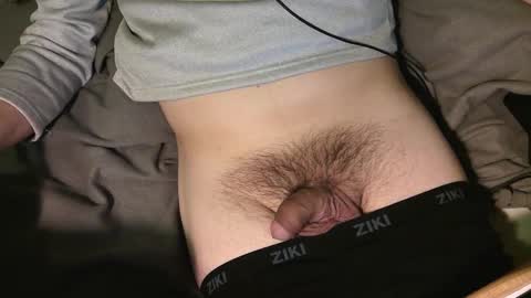 Snapshot of swakken4235 chatting on 12-16-24, 04:38 Swakken online show from 12-16-24, 04:38