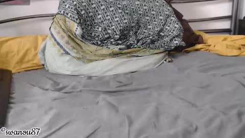 swanou87 online show from 10-21-25, 01:01