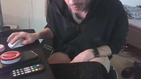 Snapshot of swe9090 chatting on 01-06-26, 02:37 swe9090 online show from 01-06-26, 02:37