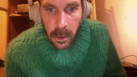 sweaterboy666 online show from 01-22-25, 09:46