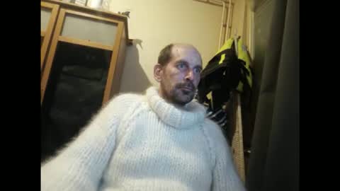 Snapshot of sweaterboy666 chatting on 02-04-26, 11:53 sweaterboy666 online show from 02-04-26, 11:53