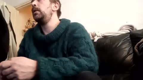 Snapshot of sweaterboy666 chatting on 02-17-26, 10:56 sweaterboy666 online show from 02-17-26, 10:56