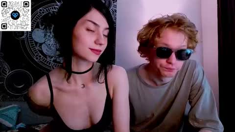 sweaties3 online show from 11-18-25, 04:22