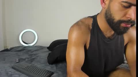 Snapshot of sweatyhairypig1 chatting on 02-21-26, 11:50 joel bliss online show from 02-21-26, 11:50