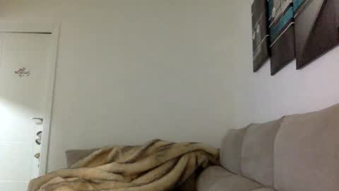 Snapshot of swee788485 chatting on 01-10-26, 07:59 ALBA online show from 01-10-26, 07:59