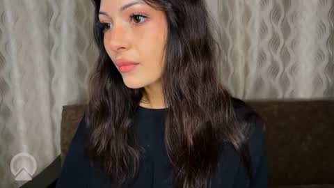 sweeet_strawberies online show from 09-22-25, 04:31