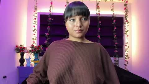 Snapshot of sweelanna chatting on 07-07-26, 08:18 sweet ana online show from 07-07-26, 08:18