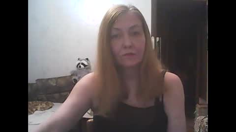 sweet4blonde609 online show from 11-28-25, 11:46