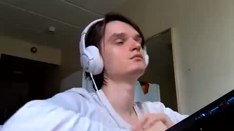 Sweet boy online show from 06-28-26, 06:03