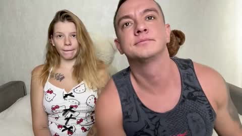 Mia and Robert online show from 10-10-25, 06:45