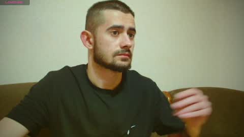 Snapshot of sweet__daddy8 chatting on 01-10-25, 05:45 BredEmiliya online show from 01-10-25, 05:45