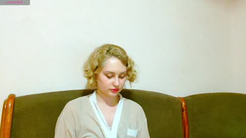 Snapshot of sweet__daddy8 chatting on 02-02-25, 09:13 BredEmiliya online show from 02-02-25, 09:13