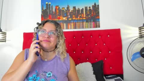 Carolina online show from 04-05-26, 12:24