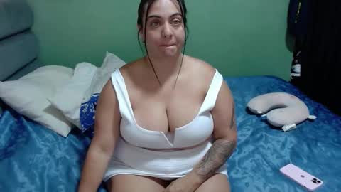 Nikol online show from 10-30-25, 04:08