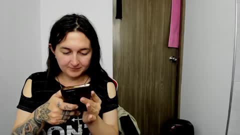 sweet__suck69bitch online show from 12-04-24, 09:46