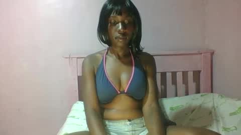 Snapshot of sweet_aaliya chatting on 05-05-26, 02:47 Aaliya online show from 05-05-26, 02:47