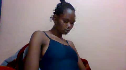 sweet_adora online show from 02-11-25, 12:48