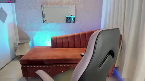 Alice online show from 01-25-25, 01:08