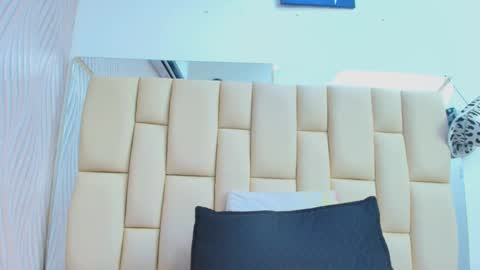 Amye  online show from 09-26-25, 08:57