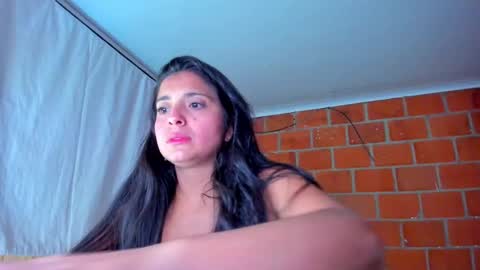 sweet and hot alaia online show from 10-09-25, 05:49