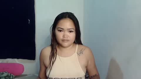 sweet_angel0325 online show from 03-05-25, 12:22