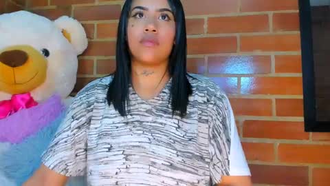Stephanie online show from 03-05-25, 11:06