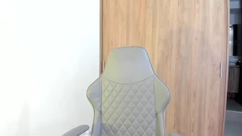 Snapshot of sweet_asheley chatting on 03-06-26, 04:53 Asheley online show from 03-06-26, 04:53