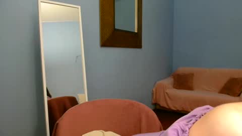 Snapshot of sweet_baby_miranda_ chatting on 01-14-25, 12:11 Miranda online show from 01-14-25, 12:11