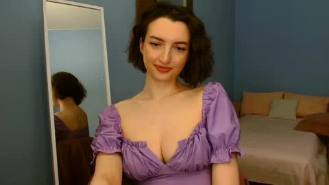 Snapshot of sweet_baby_miranda_ chatting on 01-24-25, 11:56 Miranda online show from 01-24-25, 11:56