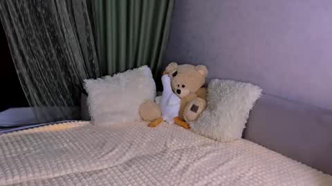 Alice online show from 02-21-26, 04:19