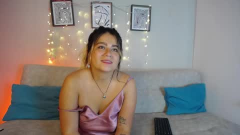 Bella Valery online show from 04-12-26, 08:58