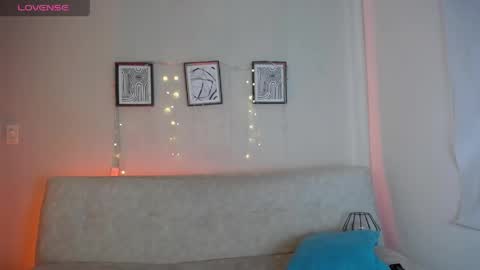 Bella Valery online show from 04-30-26, 08:57