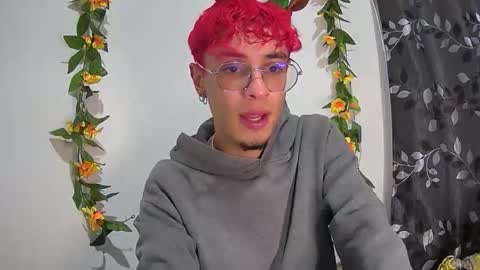 sweet_boy2224 online show from 11-29-25, 05:16