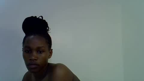 sweet_brown9 online show from 09-29-25, 08:35