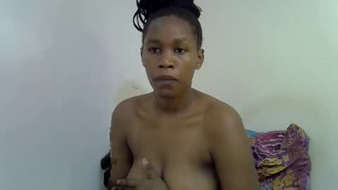 sweet_brown9 online show from 10-04-25, 11:52