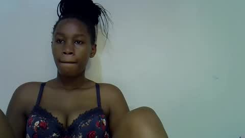 sweet_brown9 online show from 10-16-25, 08:04