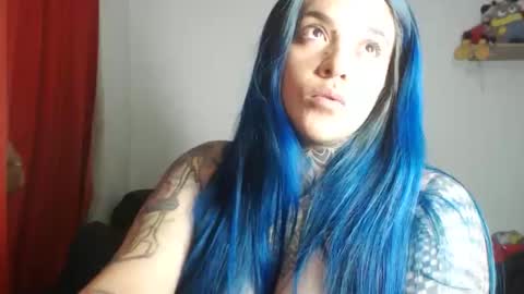 Bubbles online show from 10-22-25, 02:12