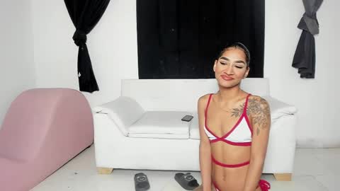 x Angelica Daniels - mod  Tio willy online show from 05-19-26, 01:11